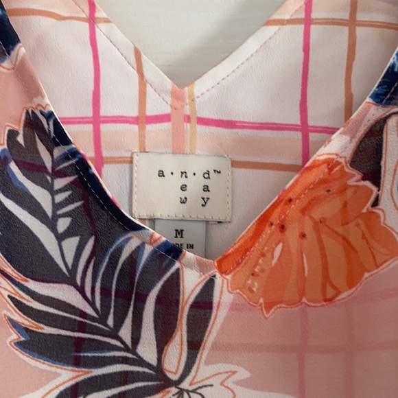 Target tank top - Picture 2 of 2